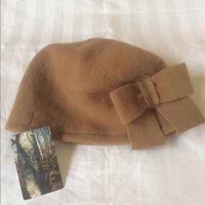 PINS AND NEEDLES: camel hat